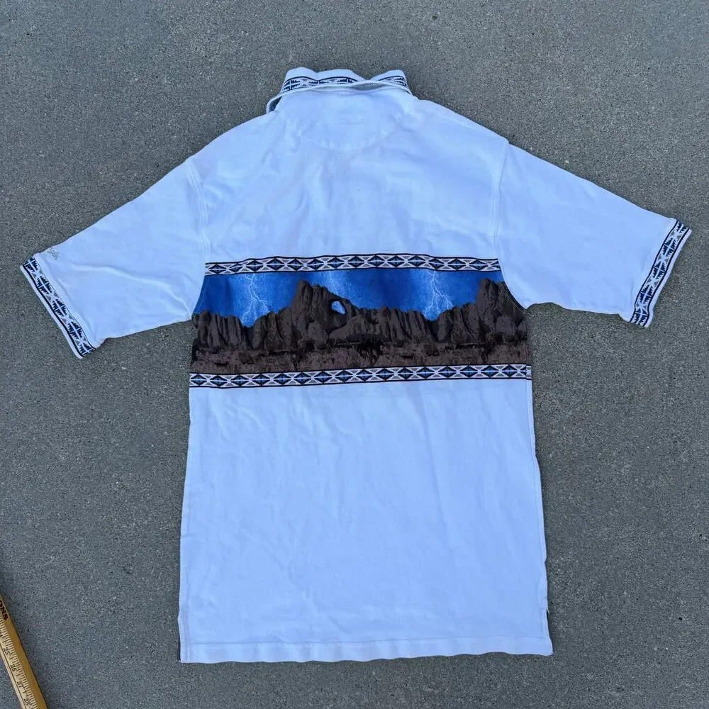 Vintae 90s Wrangler Desert Rock Mountain Scene White Polo Shirt Aztec LARGE